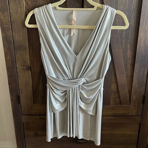 NWT Bailey 44 Silver Sleeveless Metallic Top